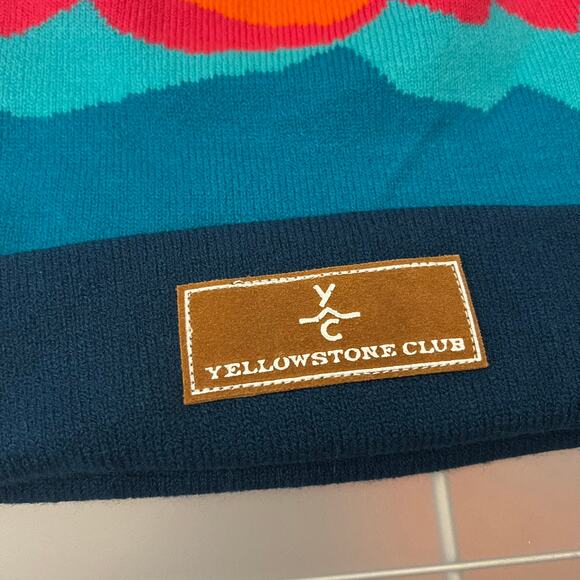 Yellowstone Club YC Unisex Beanie Hat Montana MT Blue Yellow Ski Snow NWOT RARE main image 8
